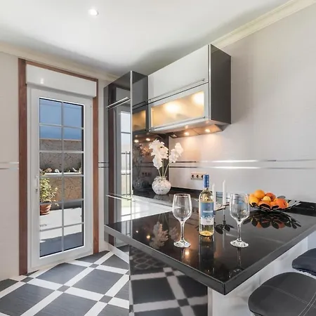 Leonardo * Puerto de Santiago (Tenerife)