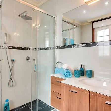 Leonardo * פוארטו דה סנטיאגו