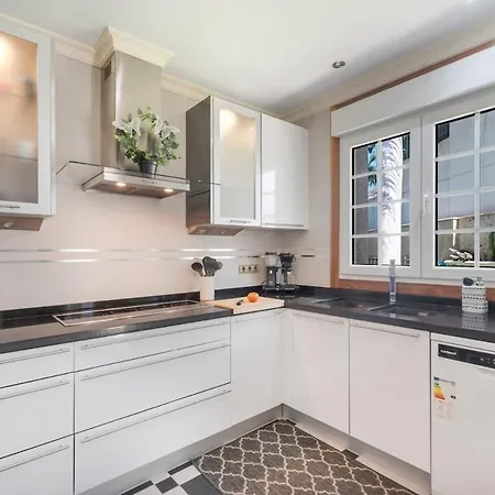 Leonardo וילה פוארטו דה סנטיאגו